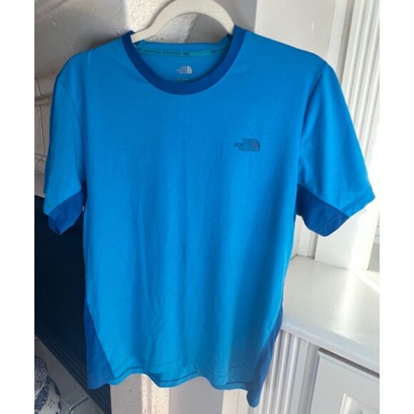 THE NORTH FACE MEN’S TECH SHIRT MEDIUM FLASHDRY BLUE SHORT SLEEVE - Picture 1 of 9